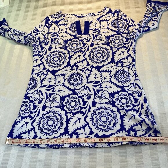 T By TALBOTS Blue Floral UPF 50+ Sun Protection Stretch Knit Top Lp PETITE - Picture 8 of 14